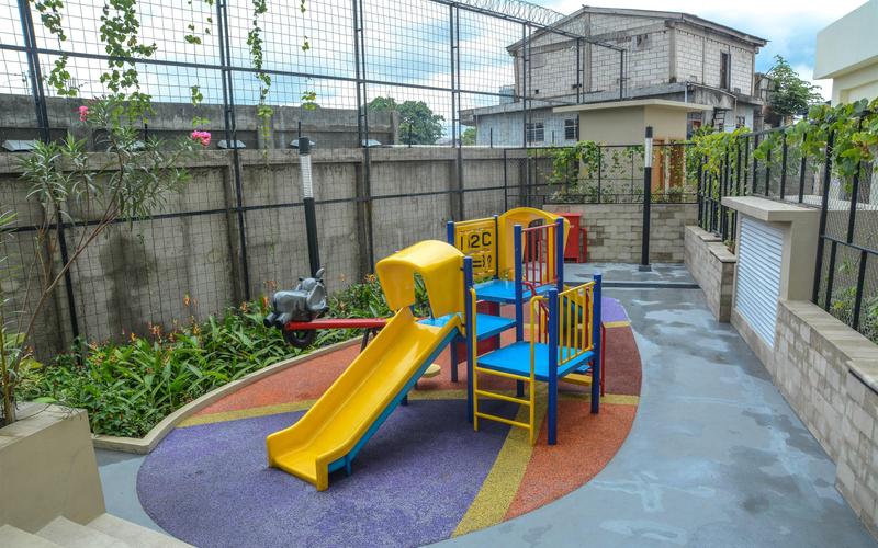 Sewa Harian, Bulanan, Tahunan Apartemen Victoria Square