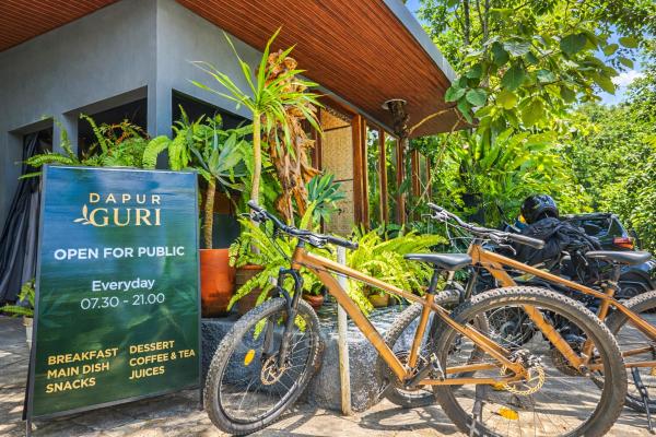 Sewa Harian, Bulanan, Tahunan Guru Giri Forest Cabin Villa