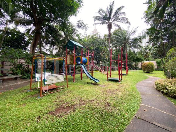 Sewa Harian, Bulanan, Tahunan Apartemen Simprug Indah