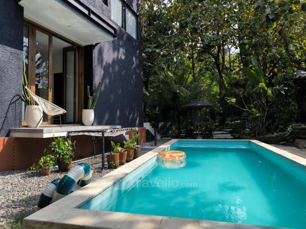 Sewa Harian, Bulanan, Tahunan Guru Giri Forest Cabin Villa