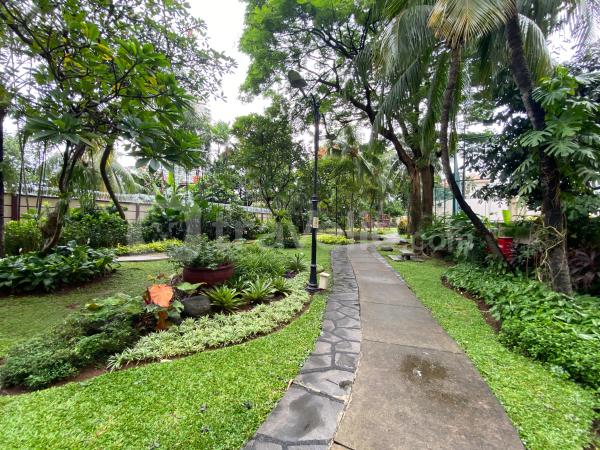 Sewa Harian, Bulanan, Tahunan Apartemen Simprug Indah