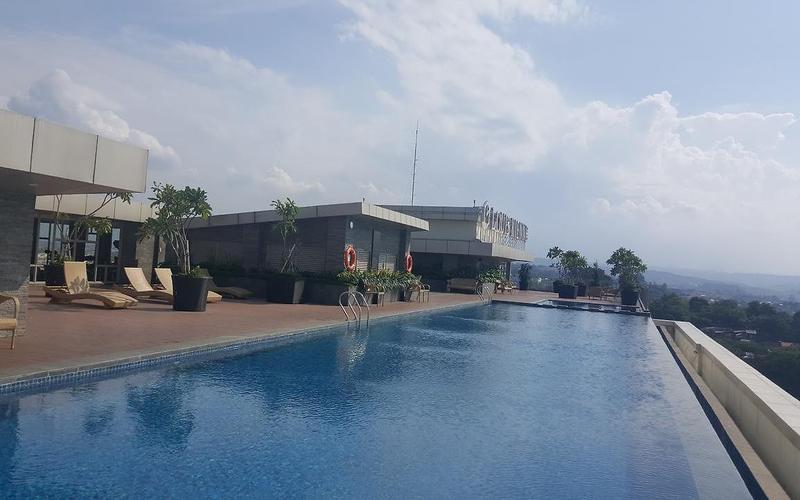 Sewa Harian, Bulanan, Tahunan Apartemen The Pinnacle