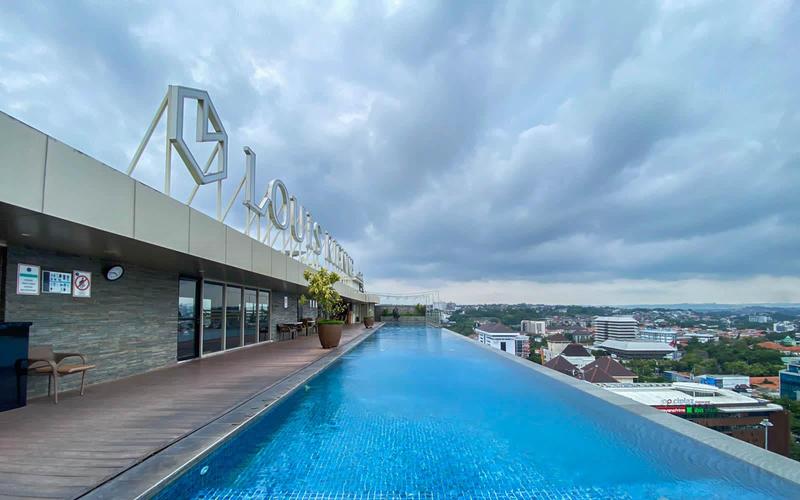 Sewa Harian, Bulanan, Tahunan Apartemen Warhol (W/R) Residence