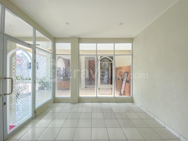 Sewa Harian, Bulanan, Tahunan Celebrity Mansion