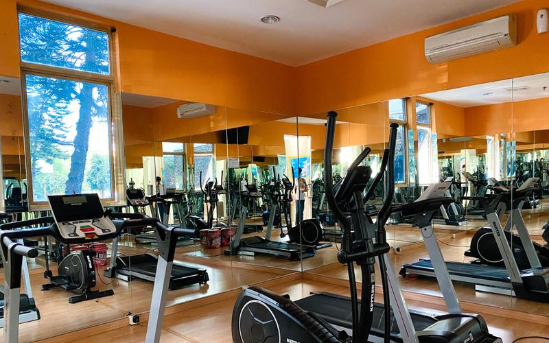 Sewa Harian, Bulanan, Tahunan Apartemen Crown Court Executive Condominium