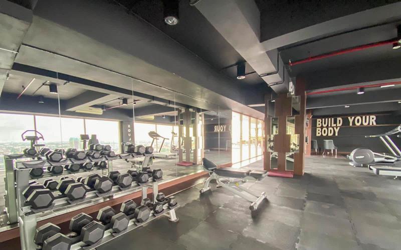 Sewa Harian, Bulanan, Tahunan Apartemen Warhol (W/R) Residence