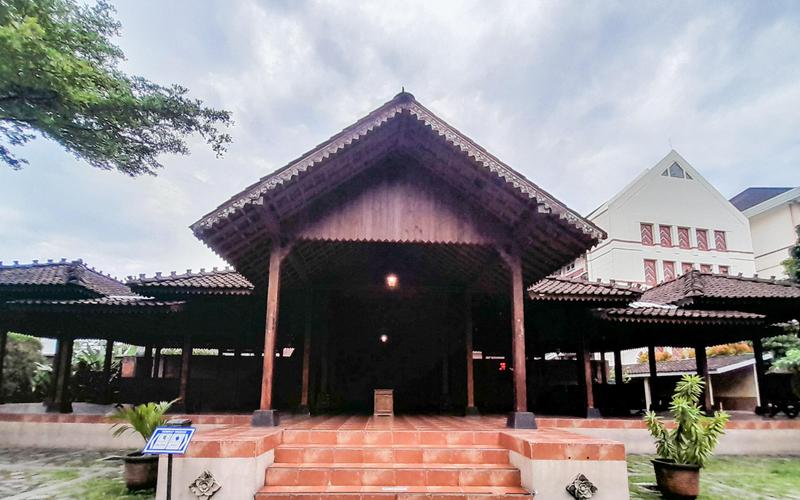 Sewa Harian, Bulanan, Tahunan Apartemen Mataram City