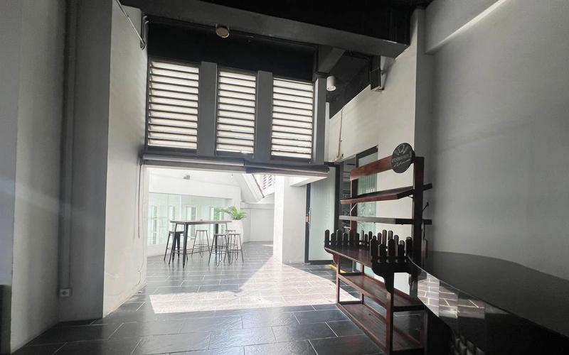 Sewa Harian, Bulanan, Tahunan Apartemen Grand Darmo Suite