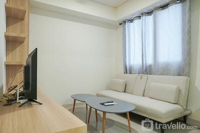 Comfy and Modern 2BR at Meikarta Apartment By Travelio