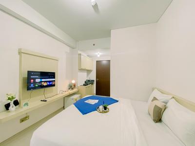 Modern Studio at Transpark Cibubur Apartment By Travelio