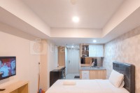 Cozy and Relaxing Studio Room at De Prima Apartment By Travelio