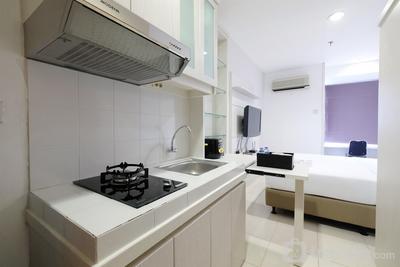 Apartemen Cinere Bellevue Suites - Budget Studio Apartment at Cinere Bellevue Suites By Travelio