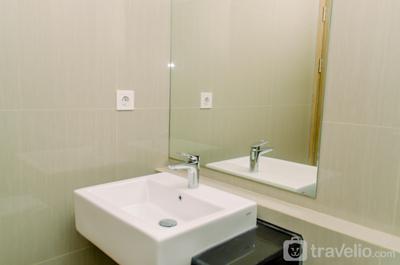 Apartemen Bintaro Embarcadero - Unfurnished 2BR at 17th Floor Bintaro Embarcadero Apartment By Travelio