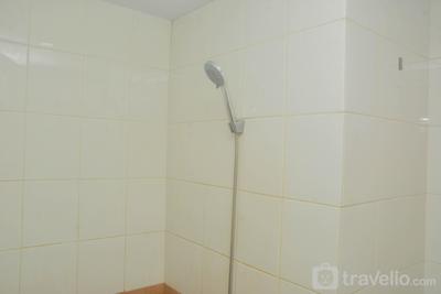 Apartemen Green Pramuka City - Comfy and Best Deal 2BR at Green Pramuka City Apartment By Travelio