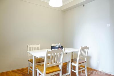 Apartemen Pakubuwono Terrace - Cozy and Minimalist 2BR Apartment at Pakubuwono Terrace By Travelio