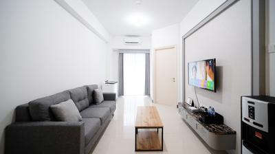 Compact and Homey 2BR at Benson Supermall Mansion Apartment By Travelio