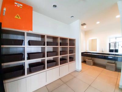 Apartemen Orange County - Good Place and Restful Studio Orange County Apartment By Travelio