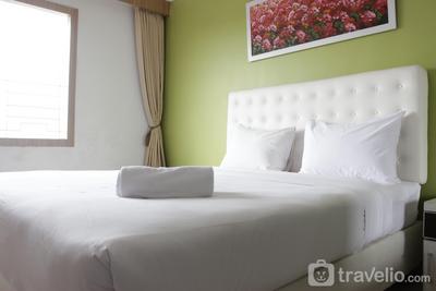 Relaxing Studio at Pinewood Apartment near UNPAD Jatinangor By Travelio