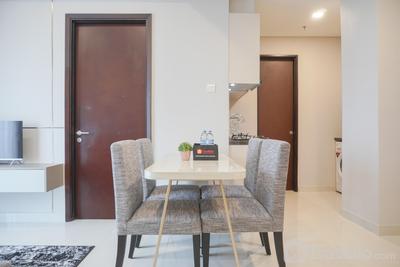 Apartemen Puri Mansion - Spacious and Combined 3BR at Puri Mansion Apartment By Travelio