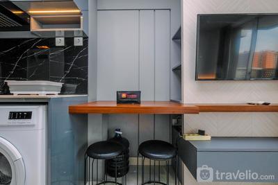 Apartemen West Vista - Homey and Comfort Studio at West Vista Apartment By Travelio
