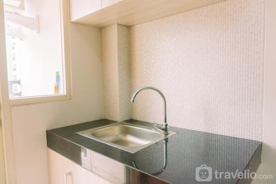 Apartemen Green Lake View - Unfurnished Combined 2BR Green Lake View Apartment with AC By Travelio