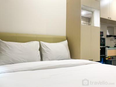 Apartemen Osaka Riverview PIK 2 - Restful and Elegant Studio at Osaka Riverview PIK 2 Apartment By Travelio