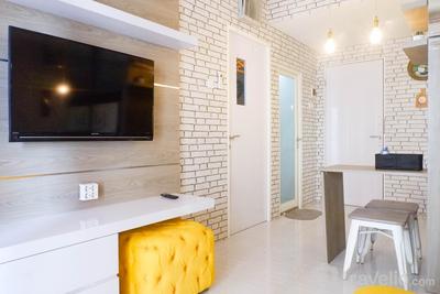 Apartemen Puncak Dharmahusada - Relaxing and Serene 2BR Apartment at Puncak Dharmahusada By Travelio