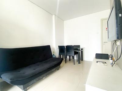 Apartemen Madison Park - Comfortable 2BR Madison Park Apartment By Travelio