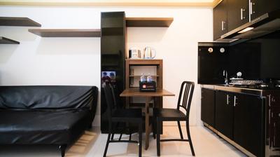 Apartemen Gunawangsa Tidar - Cozy and Compact 2BR at Gunawangsa Tidar Apartment By Travelio