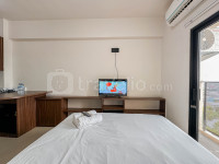 Apartemen Amega Crown Residence - Warm and Tidy Studio Apartment Amega Crown Residence By Travelio