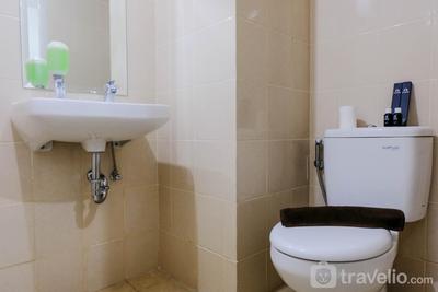 Apartemen Parahyangan Residence - Good Deal 1BR Apartment at Parahyangan Residence By Travelio