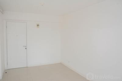 Apartemen Bassura City - Unfurnished Studio Room with AC at High Floor Bassura City Apartment By Travelio