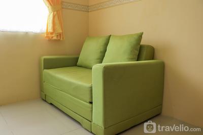 Apartemen Green Pramuka City - Nice and Colorfull 2BR at Green Pramuka City Apartment By Travelio