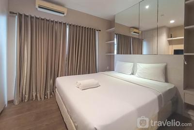 Hotel dan Apartemen Student Park - Elegant and Cozy Studio Student Park Apartment By Travelio