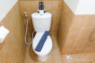 Apartemen Green Pramuka City - Modern and Bright 2BR Green Pramuka City Apartment By Travelio