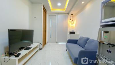 Apartemen Green Park View - Homey and Modern Look 2BR 6th Floor Green Park View Apartment By Travelio