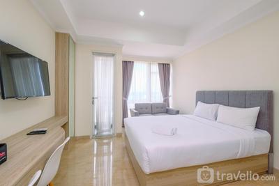 Nice and Strategic Studio at Menteng Park Apartment By Travelio