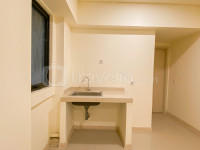 Apartemen Meikarta - Good Unfurnished 1BR with AC at Meikarta Apartment By Travelio