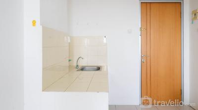 Apartemen Puncak Permai - Best Deals 2BR Unfurnished with AC at Puncak Permai Apartment By Travelio