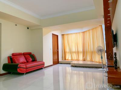 Apartemen Kondominium Taman Anggrek - Comfortable 2BR Kondominium Taman Anggrek Apartment By Travelio