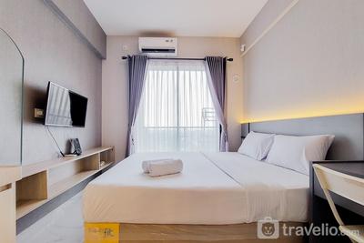 Gorgeous and Tidy Studio at Sky House BSD Apartment By Travelio