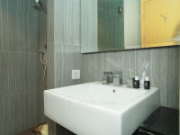 Apartemen Capitol Suites - Chic and Warm Studio Room at Apartment Capitol Suites By Travelio