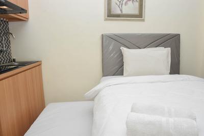 Apartemen Green Pramuka City - Cozy Living Studio Apartment at Green Pramuka City near Shopping Center By Travelio