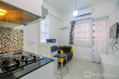 Relaxing 2BR at Green Pramuka City Apartment By Travelio