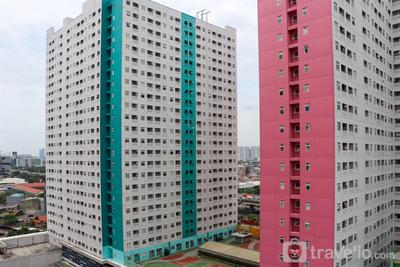 Apartemen Green Pramuka City - Modern 2BR Green Pramuka City Apartment near Shopping Center By Travelio