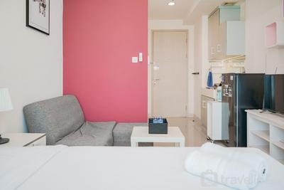Apartemen Tree Park City BSD - Cozy and Relax Studio Room at Tree Park City BSD Apartment By Travelio