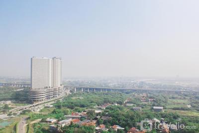 Apartemen Meikarta - Spacious and Well Appointed 2BR at Meikarta Apartment By Travelio