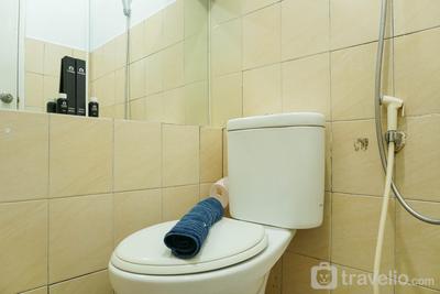 Apartemen Green Pramuka City - Gorgeous 2BR Green Pramuka City Apartment By Travelio