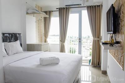 Minimalist Studio Apartment at Poris 88 with City View By Travelio