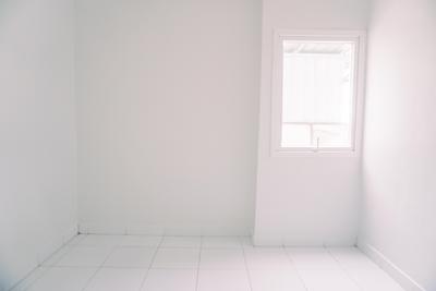 Apartemen Aeropolis Residence - Minimalis 2BR Unfurnished with AC Apartment at Aeropolis Residence By Travelio